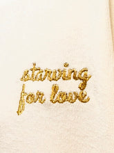 Load image into Gallery viewer, Tee-Shirt en éponge STARVING FOR LOVE Crème Brodé Or