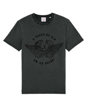 Charger l'image dans la galerie, Tee-Shirt A TOUCH OF SIN INSIDE OF ME Vintage