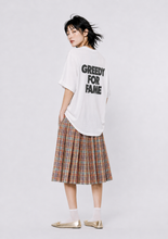 Charger l'image dans la galerie, COLLECTION X DREAMS - GREEDY FOR FAME Oversize. White Tee
