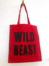 Load image into Gallery viewer, Tote Bag WILD BEAST Rouge et paillettes Noir
