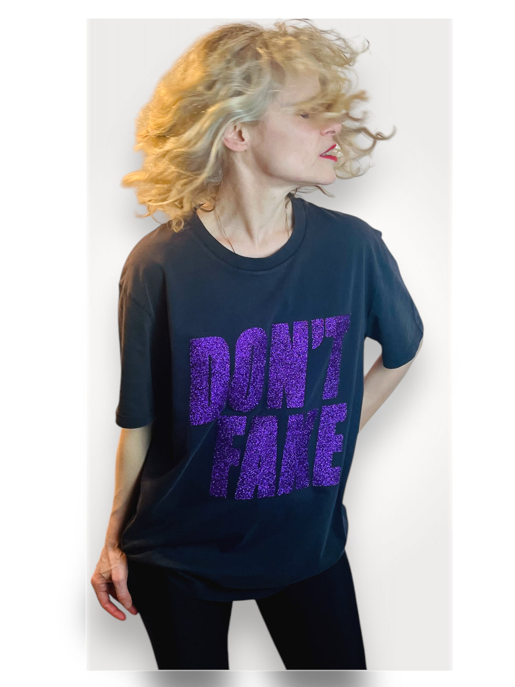 Tee-Shirt DON'T FAKE Effet Vintage Noir pailleté Violet